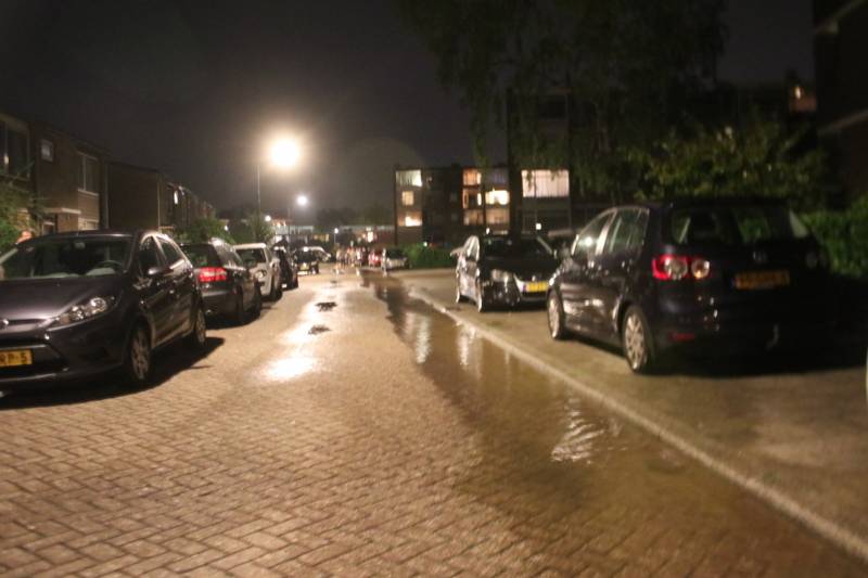 Straat blank door leidingbreuk