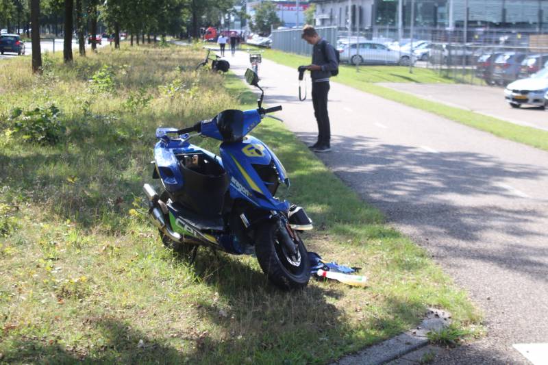 Scooterrijder ernstig gewond