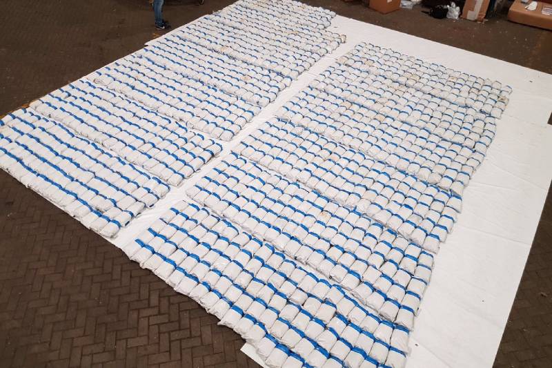 Vier mannen aangehouden voor smokkel 1300 kilo heroÃ¯ne