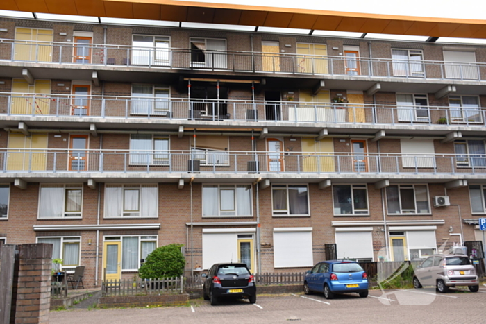 Zeer grote brand in flatwoning