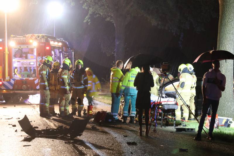 Gewonde na frontale aanrijding