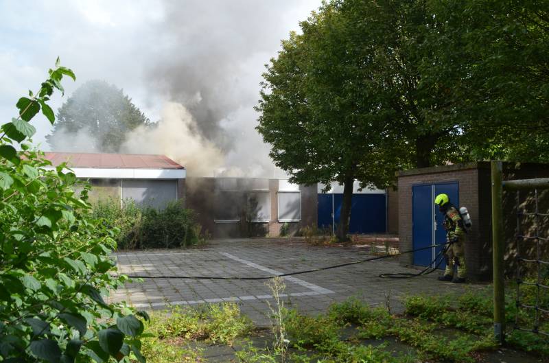 Getuigen gezocht van in brand gestoken leegstaande school