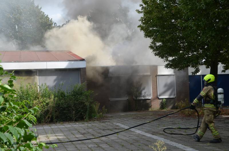 Getuigen gezocht van in brand gestoken leegstaande school