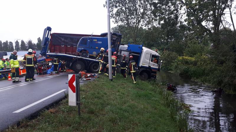 Zeer ernstig ongeval tussen twee vrachtwagens en meerdere voertuigen