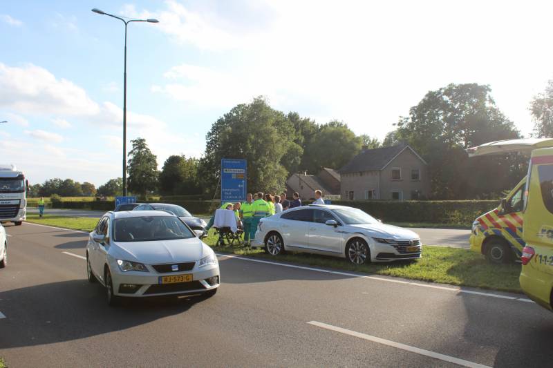 Flinke schade na ongeval tussen meerdere voertuigen