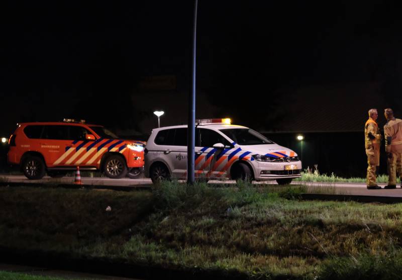 Kop-staart aanrijding op rotonde