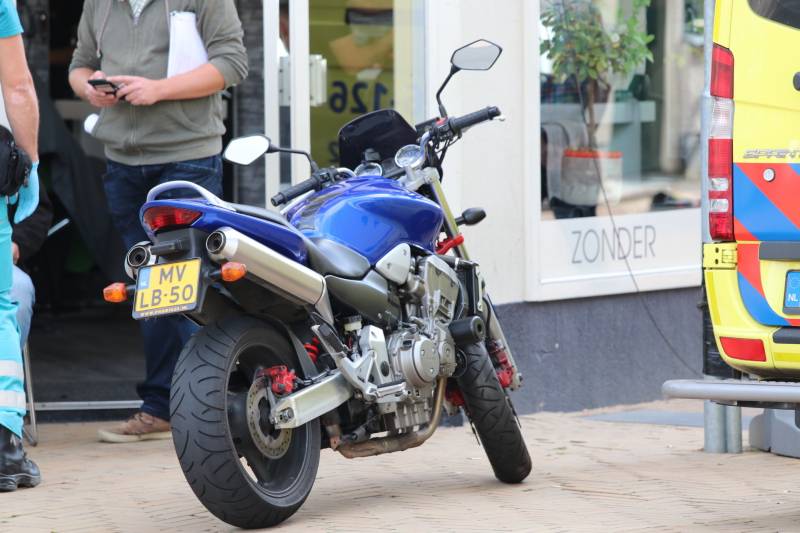 Motorrijder onderuit na uitwijkmanoeuvre