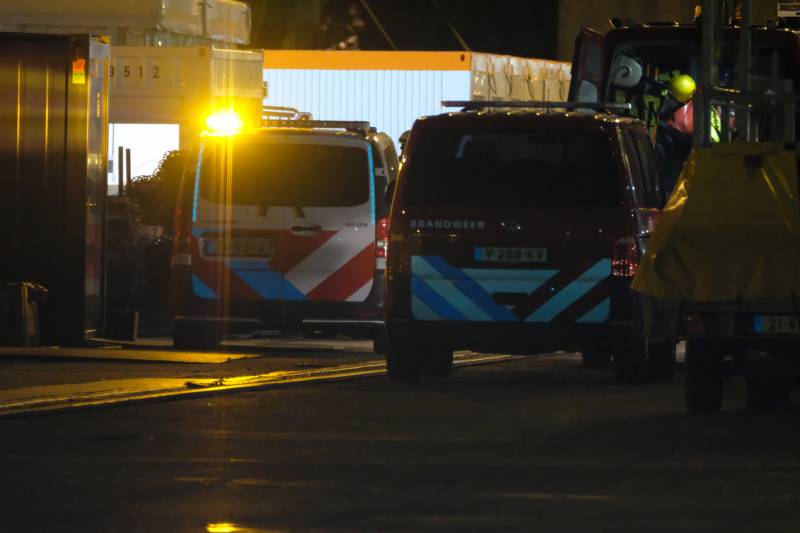 Persoon zwaargewond na val in tank van schip