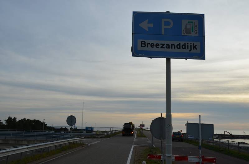 Land Rover botst frontaal op RIMOB