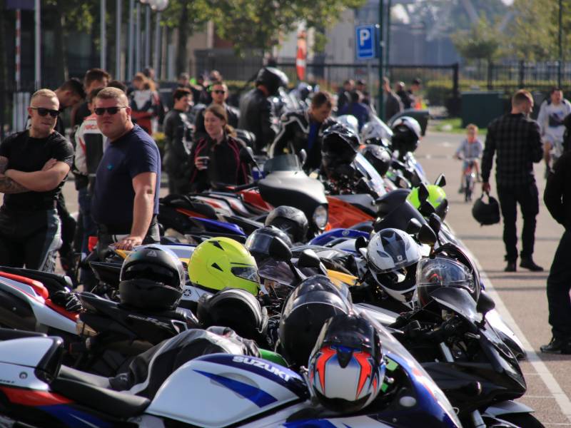 Motormeeting 'Wie rijdt?' druk bezocht