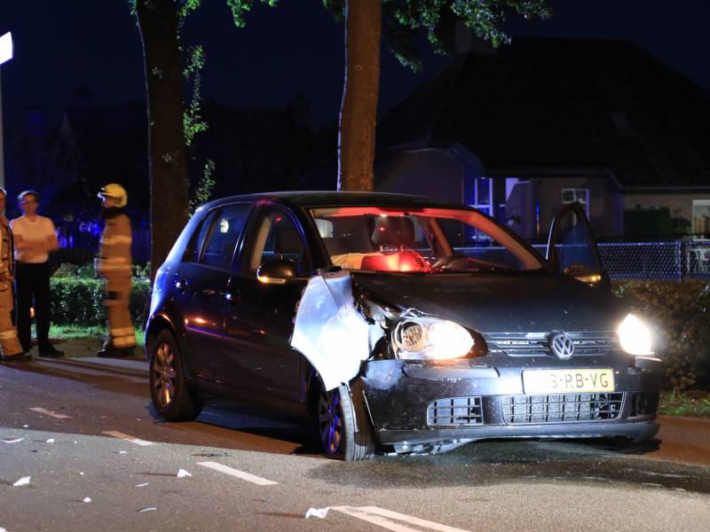 Meerdere gewonden bij aanrijding met drie auto's
