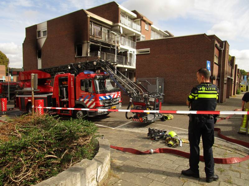 Brand in twee appartementen op 3e verdieping