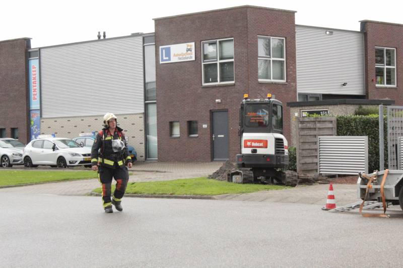 Graafmachine raakt hoofd gasleiding