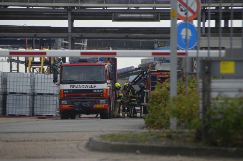 Lekkage ontstaan in een vat gevaarlijke stoffen bij ICL-IP