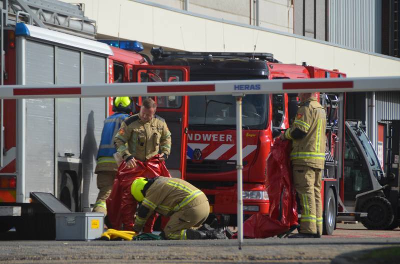 Lekkage ontstaan in een vat gevaarlijke stoffen bij ICL-IP