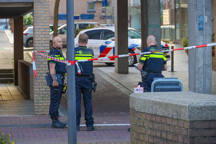 Twee mannen slaan op de vlucht na plofkraak
