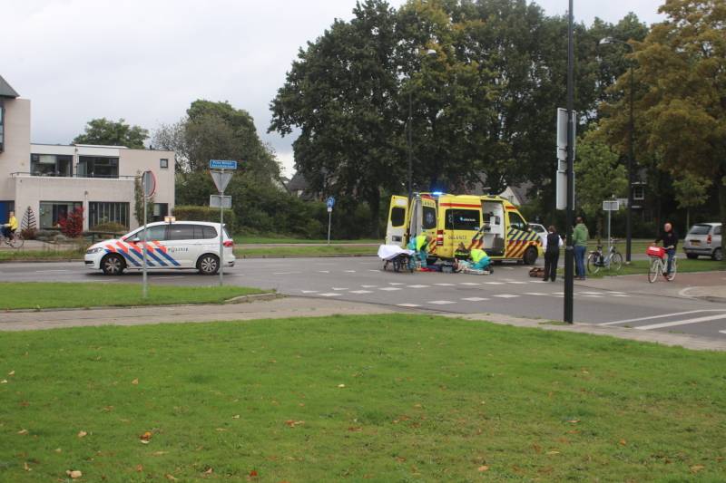 Fietsster ernstig gewond in Brinkhorst