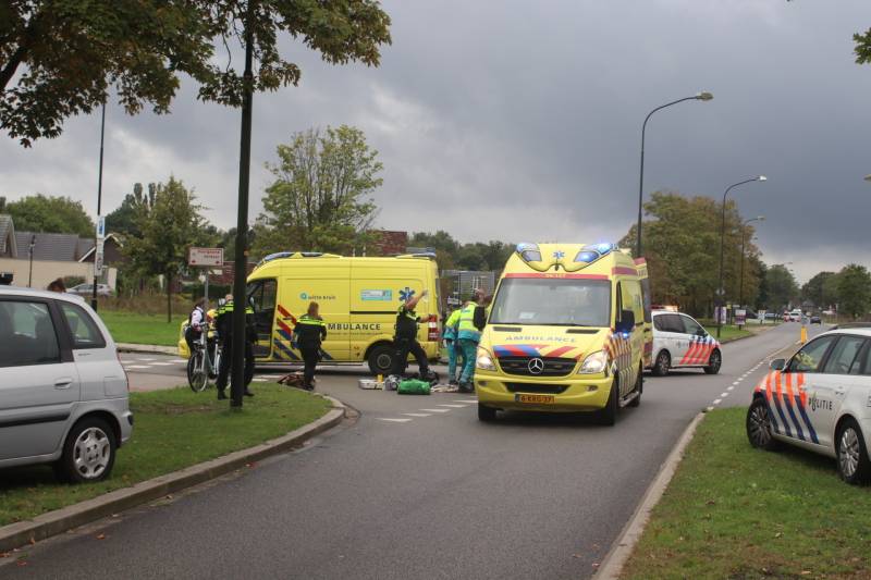 Fietsster ernstig gewond in Brinkhorst
