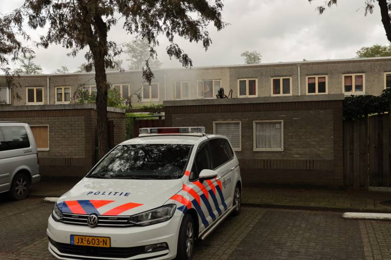 Woning Zielhorst vol rook na brand in trapkast