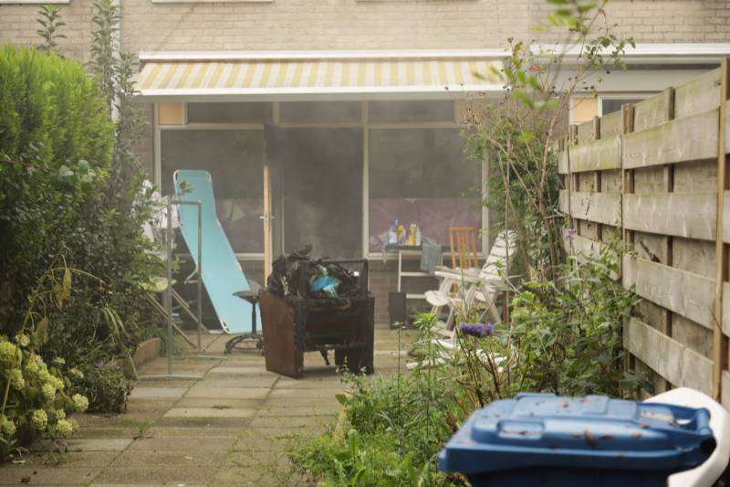 Woning Zielhorst vol rook na brand in trapkast
