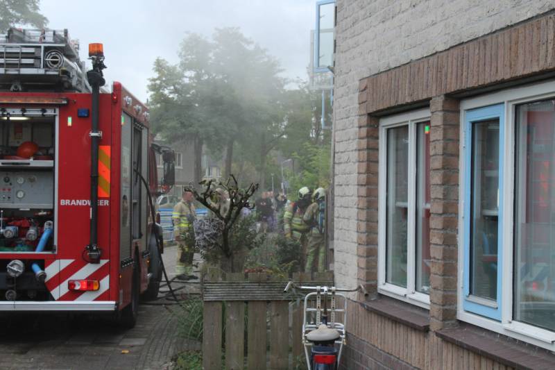 Woning Zielhorst vol rook na brand in trapkast