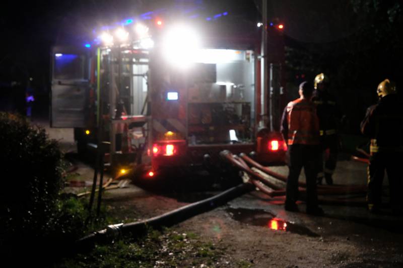 Zeer grote brand in meerdere loodsen