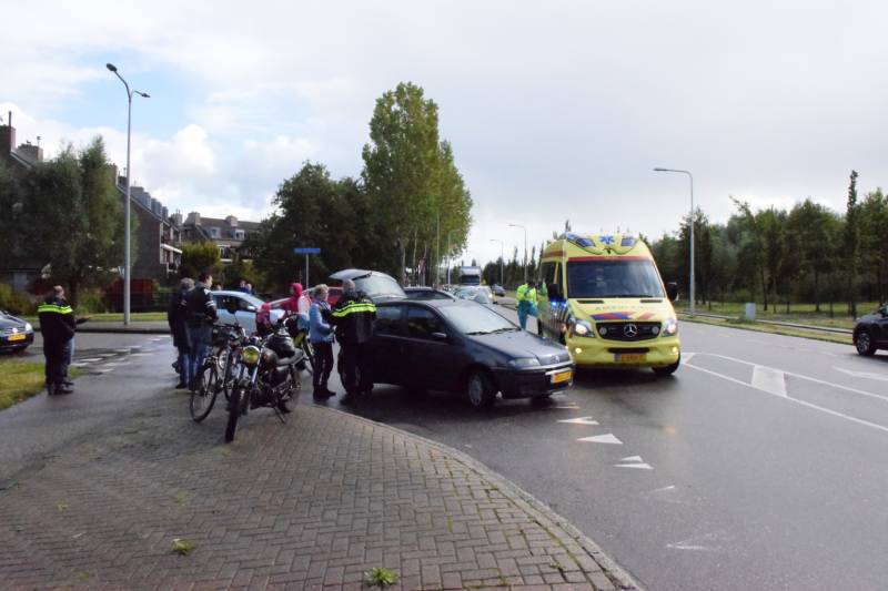 Fietser ernstig gewond na ongeval met auto