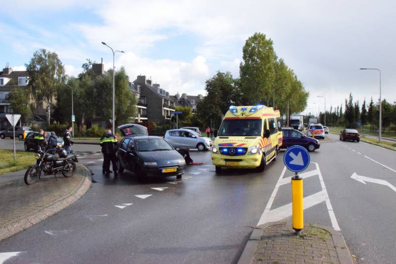 Fietser ernstig gewond na ongeval met auto