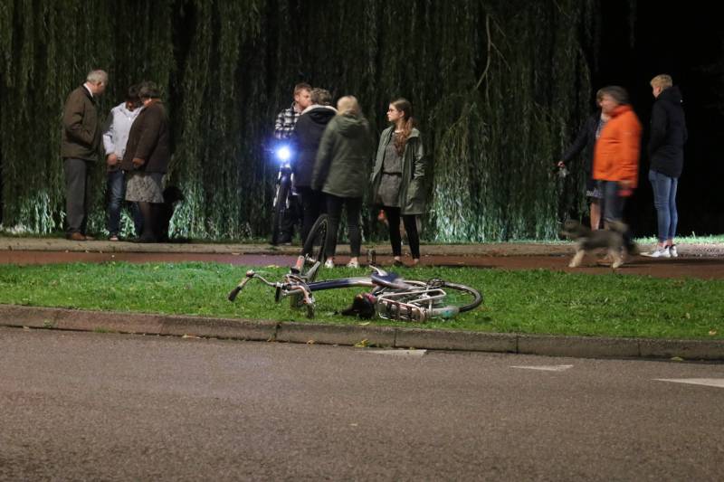 Fietser aangereden door personenauto