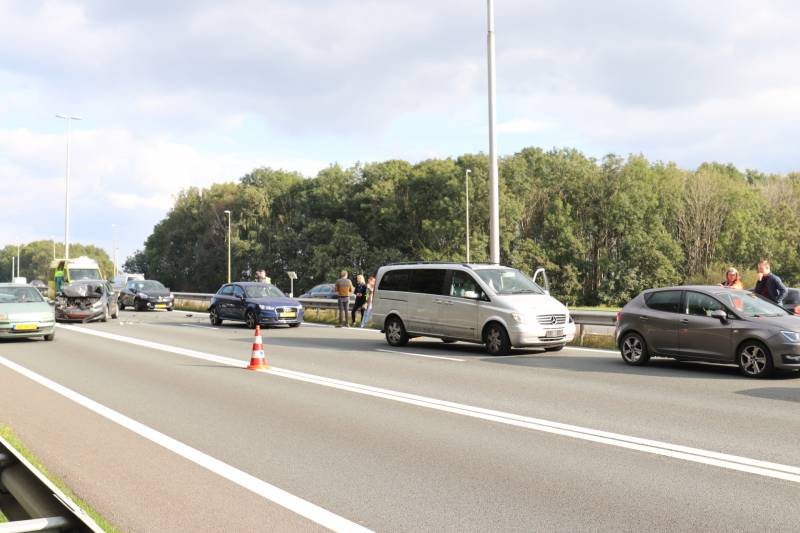 Ongeval tussen meerdere voertuigen