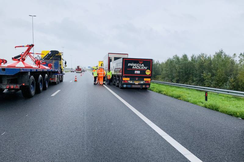 Lange files na klapband vrachtwagen