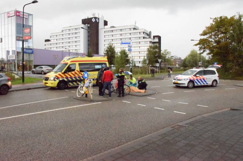 Fietser gewond na aanrijding met auto