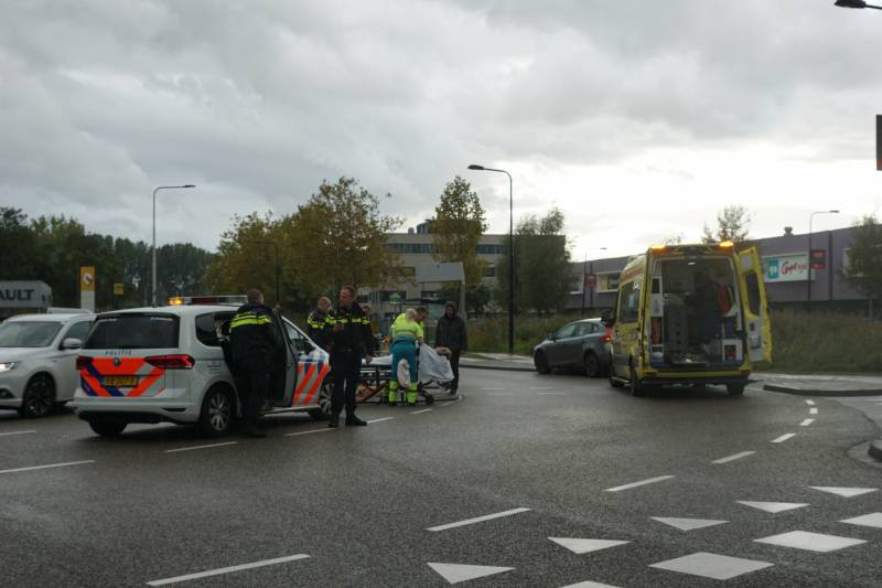 Fietser gewond na aanrijding met auto