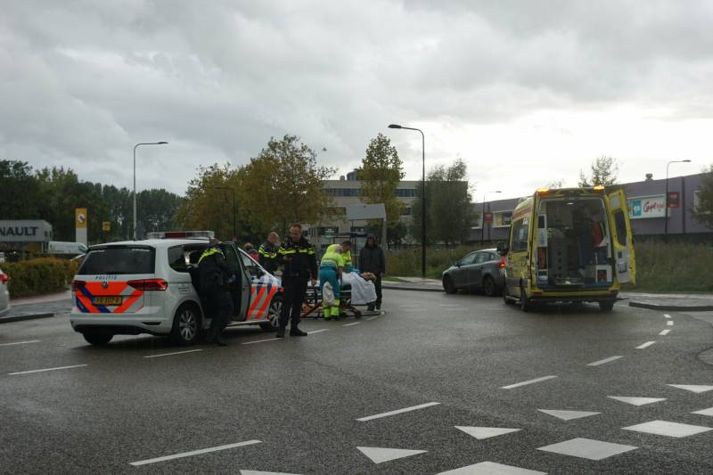 Fietser gewond na aanrijding met auto