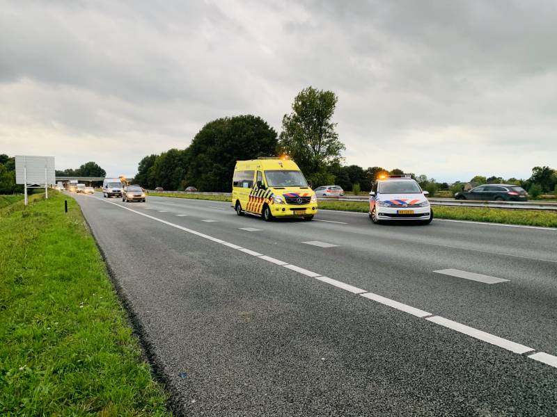 Drie voertuigen betrokken bij kop-staart botsing