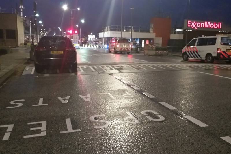 Brand bij raffinaderij Esso ExxonMobil in Botlek