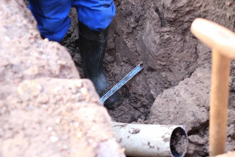 Kapotte riolering zorgt voor sinkhole