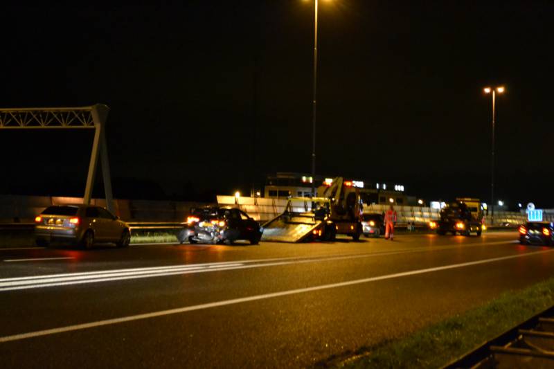 Extreme file na kettingbotsing op snelweg