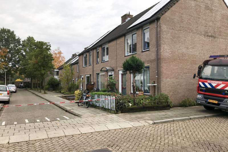 #Amersfoort Brandweer verricht metingen na gaslucht Jacob Obrechtstraat Amersfoort.