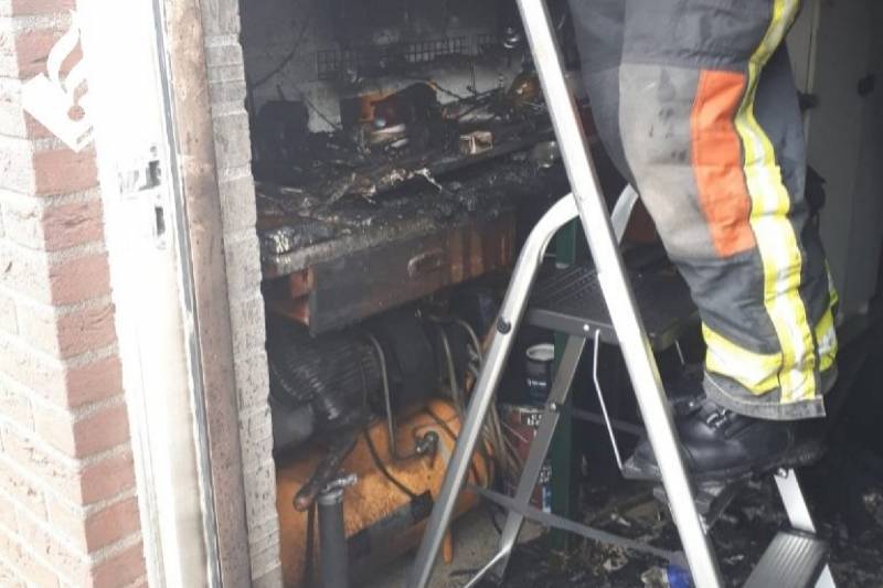 Elektrische pan vat vlam