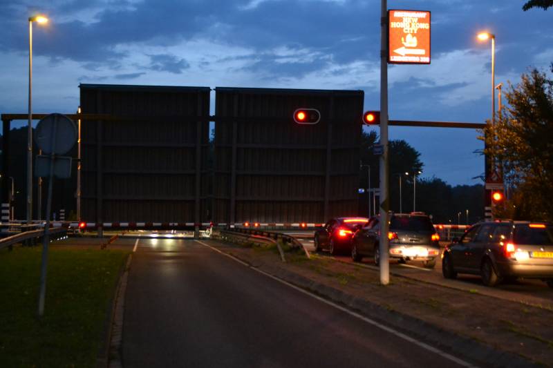 Waddingerbrug sluit niet na storing