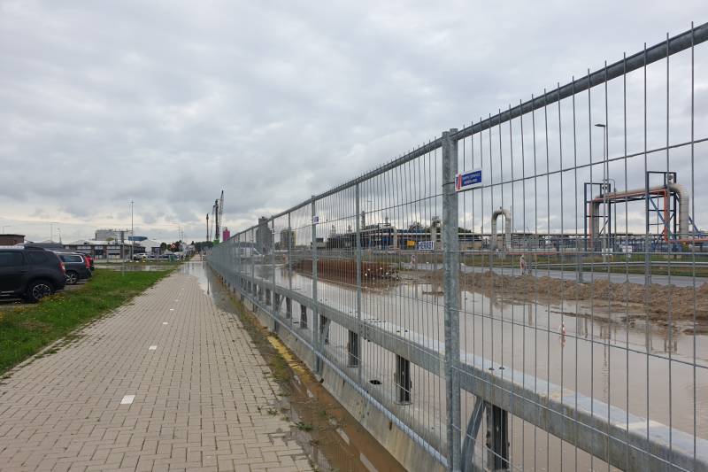 Enorm chaos bij kapot getrokken waterleiding