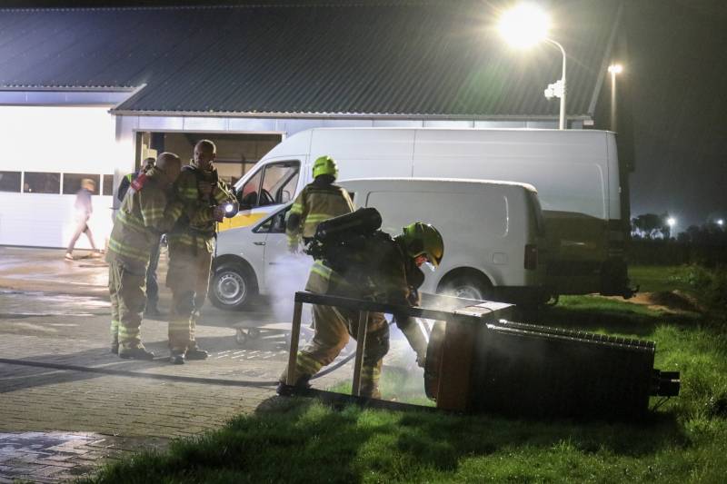 Brand bij houtbewerkingsbedrijf door broei