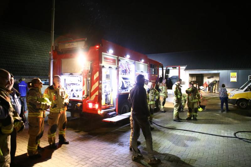 Brand bij houtbewerkingsbedrijf door broei