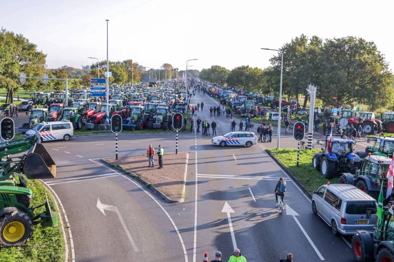 Bilthoven opslot door stikstof boerenprotest