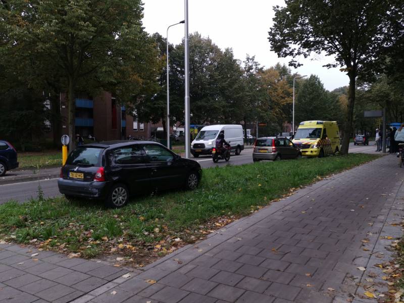 Drie auto's betrokken bij kop-staart aanrijding