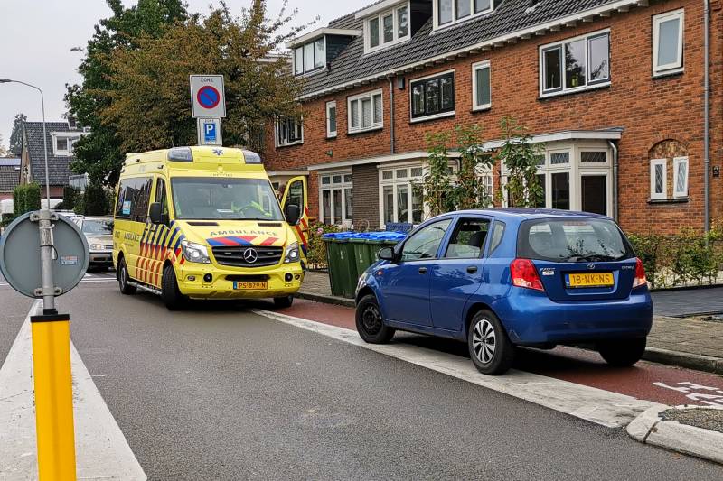Fietser gewond na ongeval op rotonde