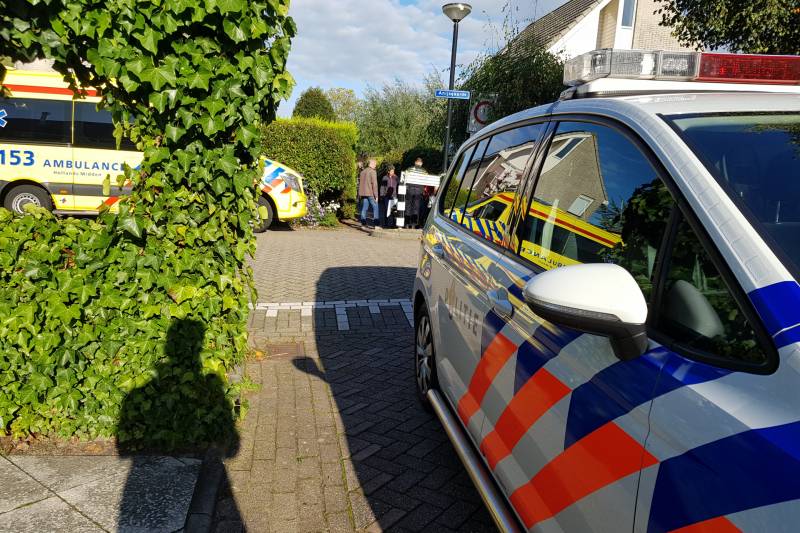 Auto ziet fietser over het hoofd in Gouda