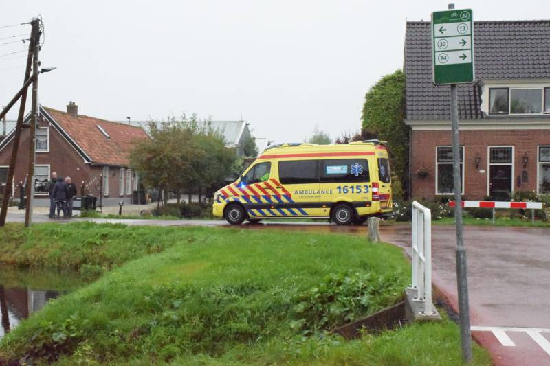 Fietsster gewond na aanrijding met auto