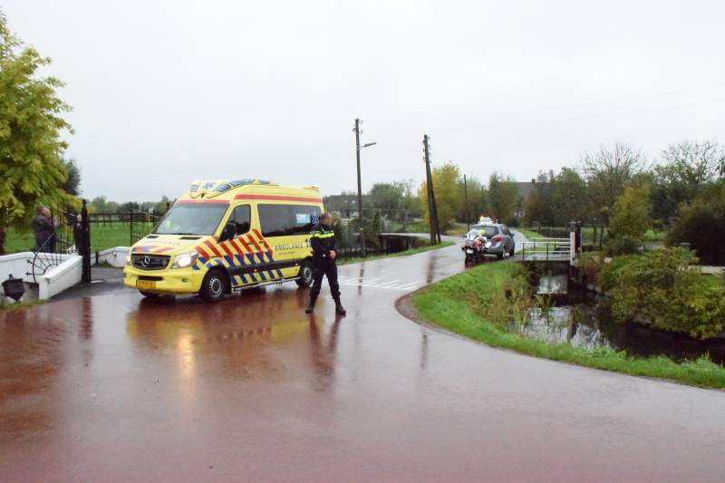Fietsster gewond na aanrijding met auto